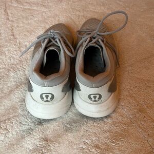 lululemon BlissFeel Run - size 9